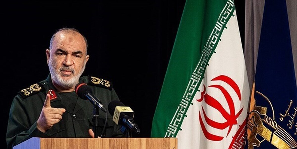 سرلشکر سلامی: اگر ترورهای قبلی امنیت شما را بیشتر کرد، ادامه بدهید