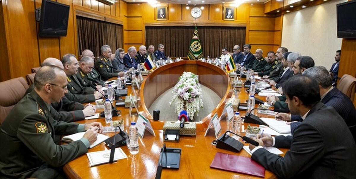 وزیر دفاع روسیه با امیر آشتیانی دیدار و گفتوگو کرد