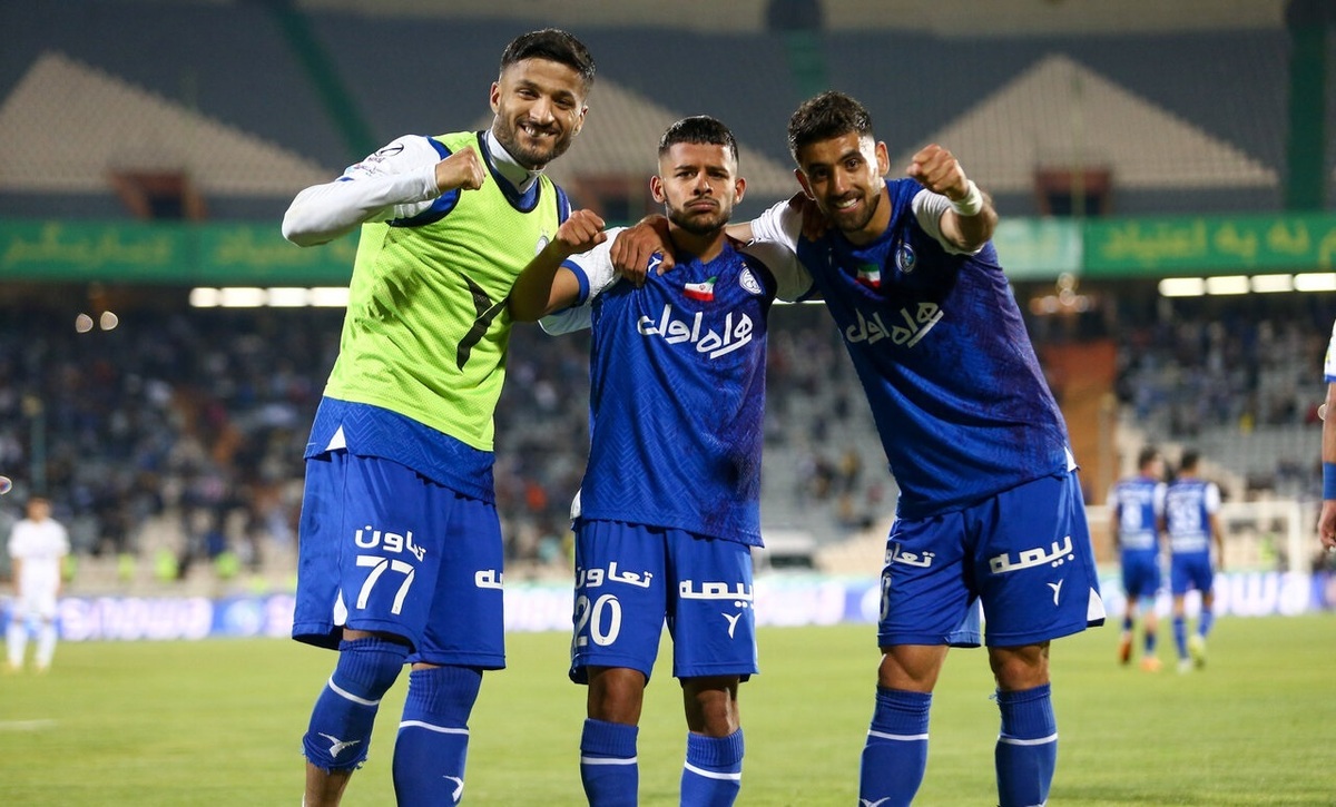 پنجره نقل و انتقالات استقلال بسته شد+ عکس