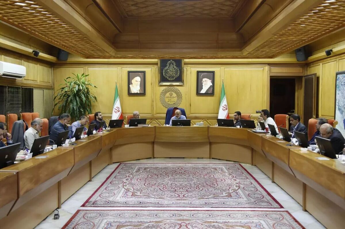 وحیدی: برای ساختن ایران قوی به دانشگاه قوی محتاجیم درافتادن جناحها مشکل مردم را حل نمیکند