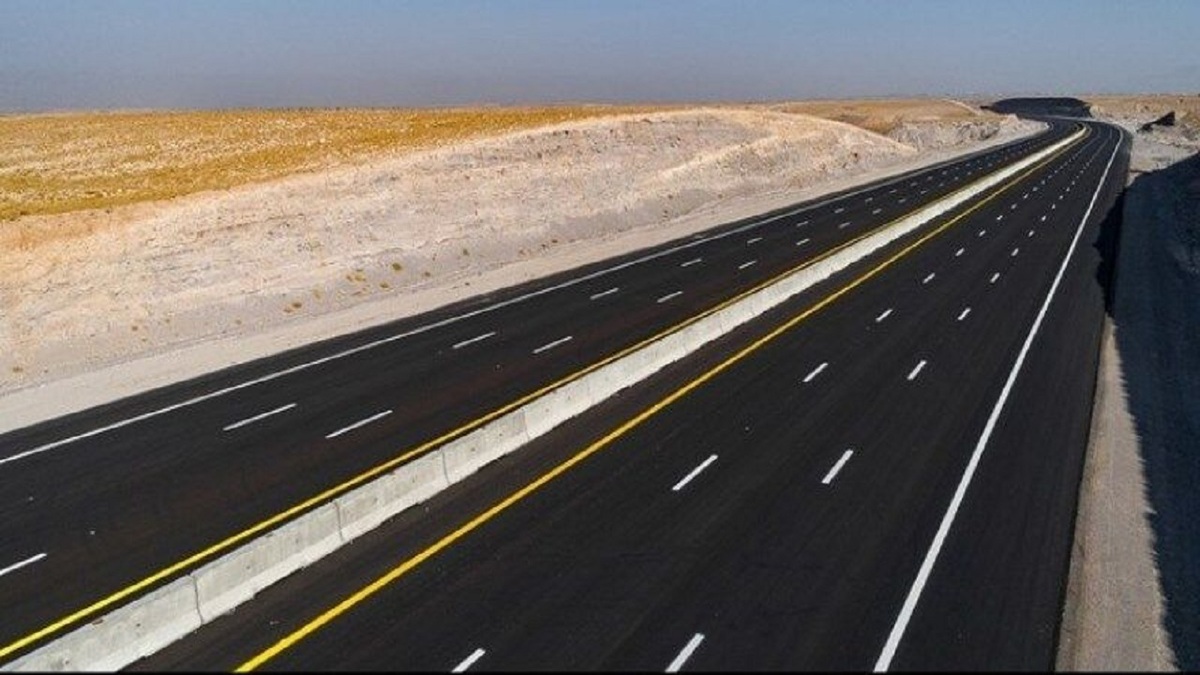 تکمیل کریدور بزرگراهی غرب کشور تا پایان دولت سیزدهم