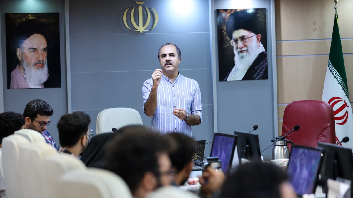 کمپ آموزشی مهارتهای ارتباطی و توسعه کسبوکار برگزار شد
