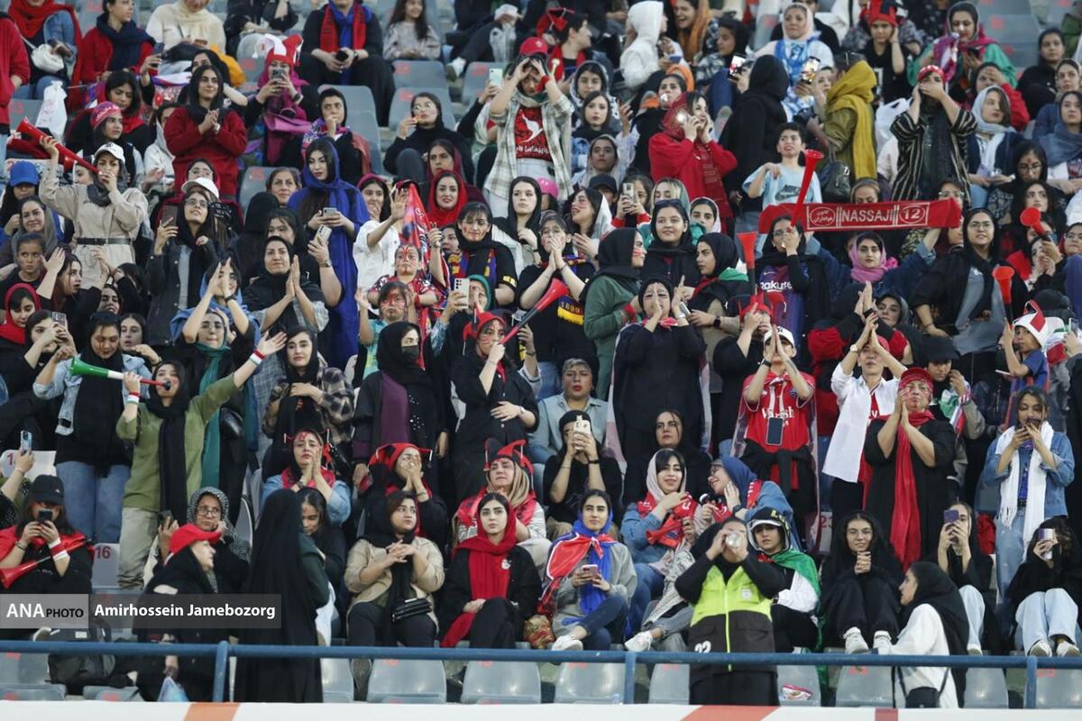 تعداد تماشاگران خانم بازی پرسپولیس و گل‌گهر مشخص شد