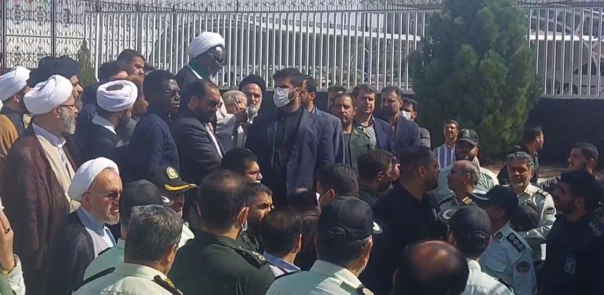 شیخ زکزاکی: انشاءالله ایران زمینه ظهور امام زمان را فراهم میکند