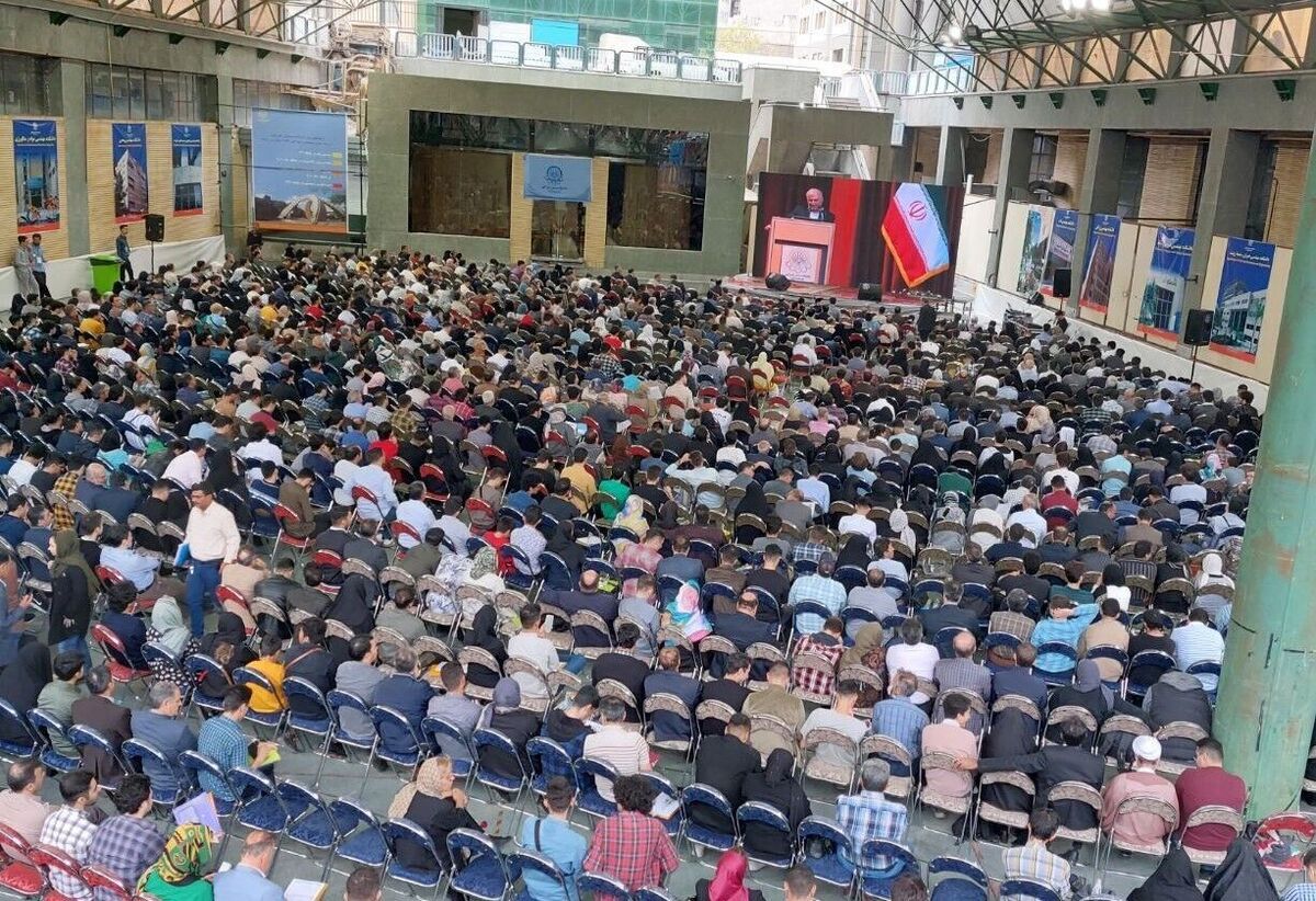 پرورش پیشگامان علوم در بالاترین سطح علمی جهان وظیفه دانشگاه است