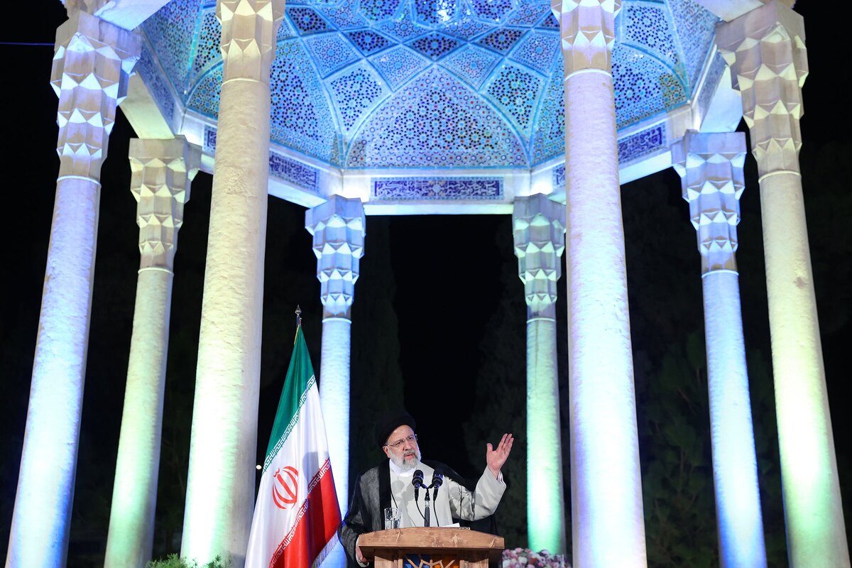 رئیس جمهور: به هیچ وجه نمیتوان از ایران اسلامزدایی کرد
