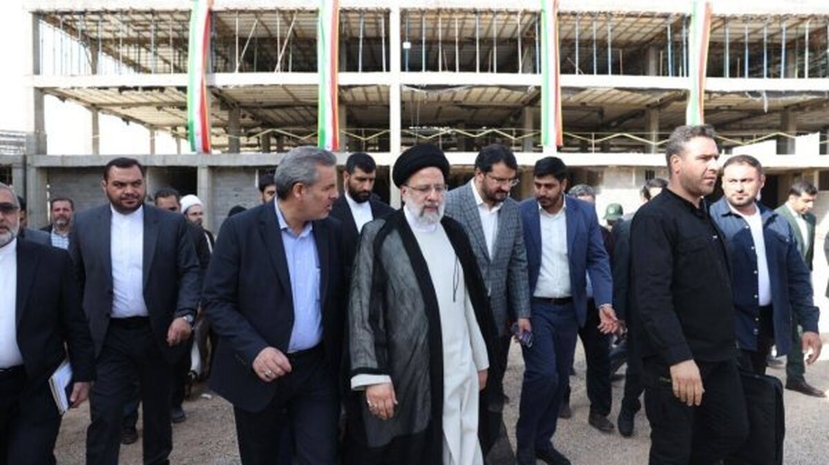 بازدید رئیسی از طرح‌های نهضت ملی مسکن در شهر جدید صدرا