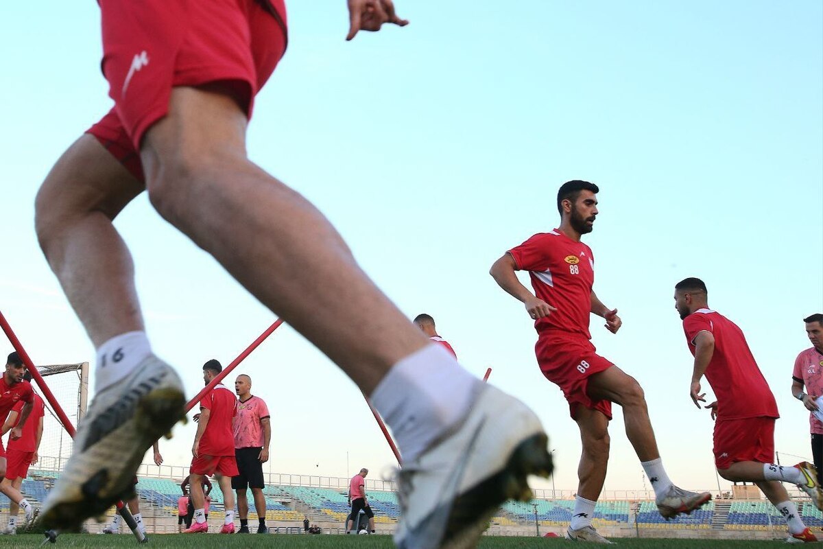 جلسه هیئت مدیره و مدیرعامل پرسپولیس با سرخپوشان در ورزشگاه شهید کاظمی