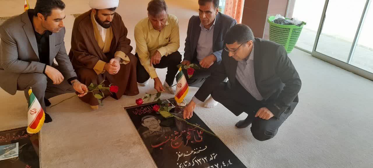 بهرهگیری از توان دانشجویان برای شکوفایی استعدادها در بستر دانشگاه آزاد بهرهگیری از توان دانشجویان برای شکوفایی استعدادها در بستر دانشگاه آزاد