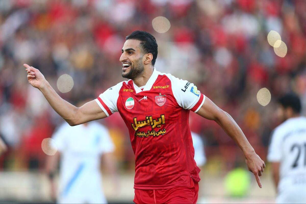 درخشان: زاهدی به آقای گلی فکر کند فرجی کاری نکند اشتباه او باعث تنبیه پرسپولیس شود