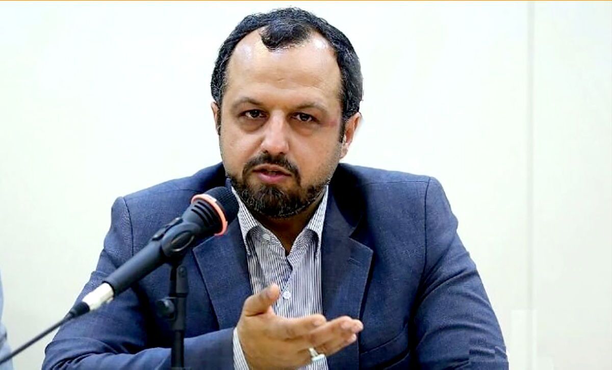 ابراز نارضایتی وزیر اقتصاد از عملکرد بانک سرمایهگذاری زیرساخت آسیا