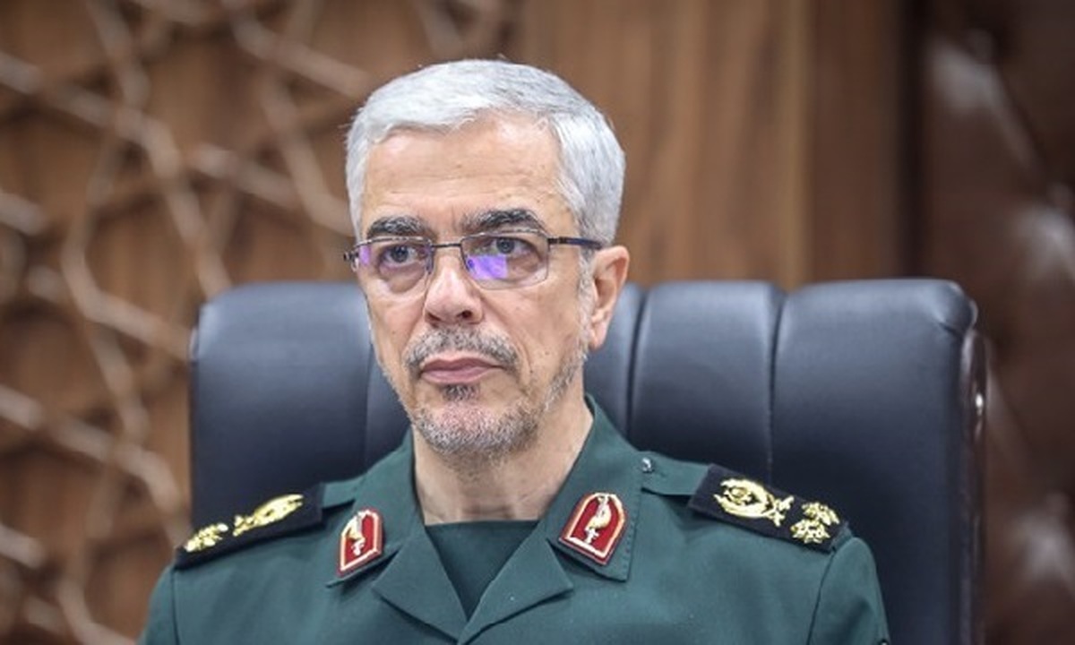 سرلشکر باقری: آماده همکاری با پاکستان در مبارزه با تروریسم هستیم
