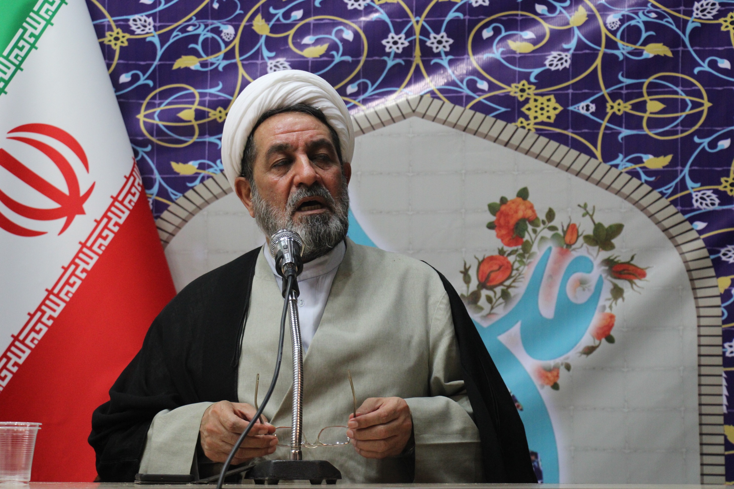 صدور مدرک افتخاری کارشناسیارشد برای شهید خانی چگنی صدور مدرک افتخاری کارشناسیارشد برای شهید خانی چگنی