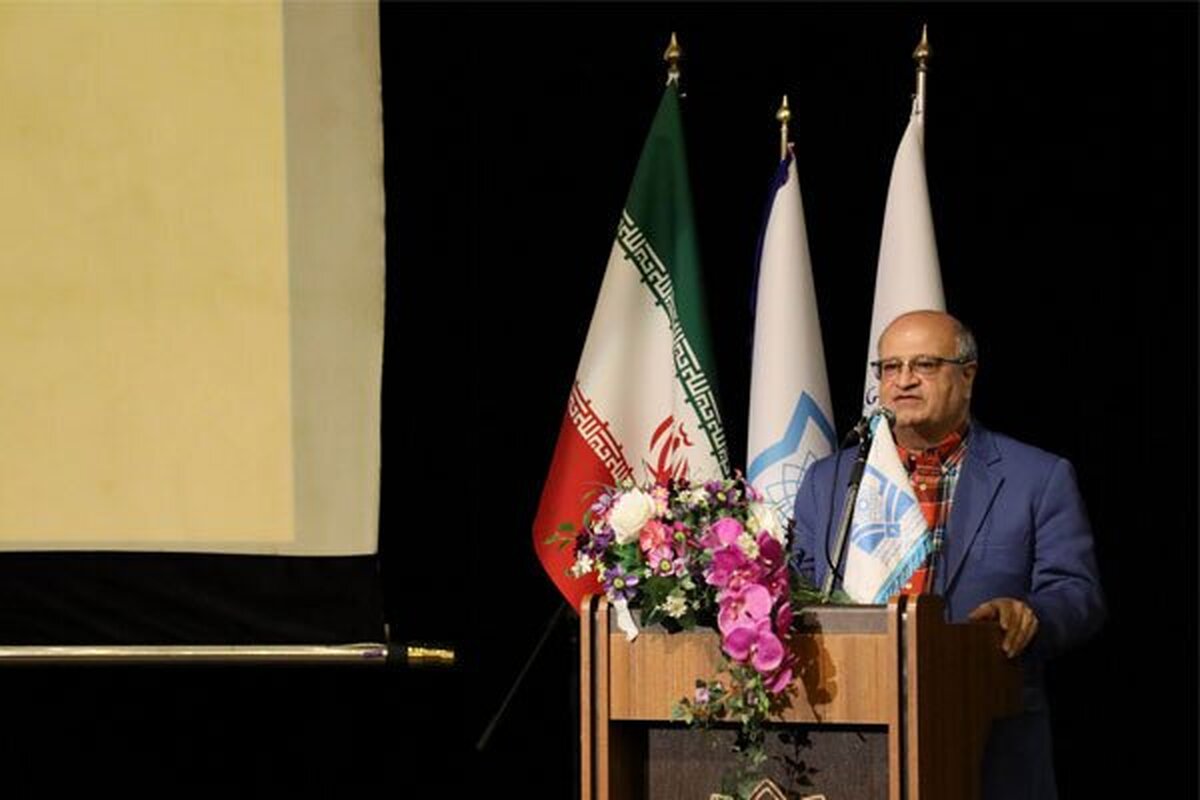 ضرورت ورود نودانشجویان علوم پزشکی به عرصههای اجتماعی