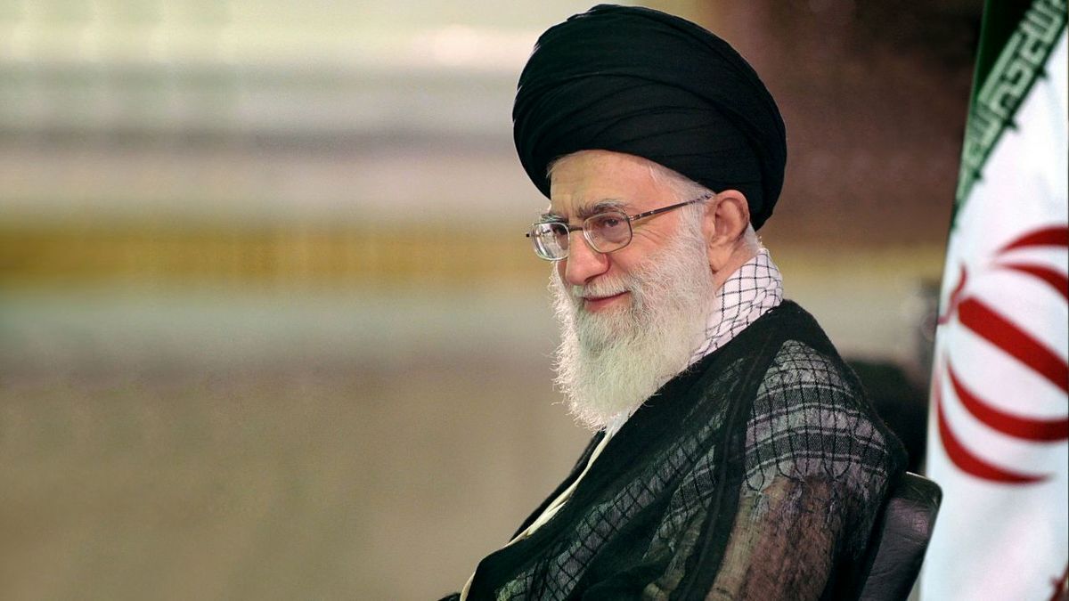 ابلاغ سیاست‌های کلی توسعه دریامحور از سوی رهبر انقلاب