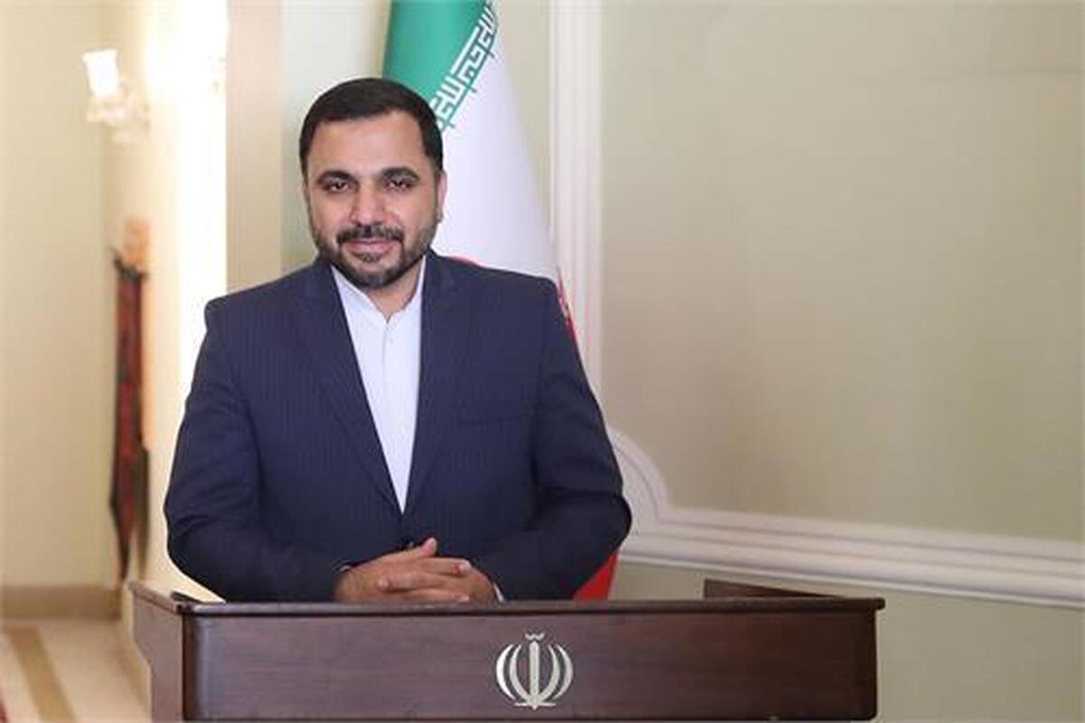 وزیر ارتباطات به عمان سفر می‌کند