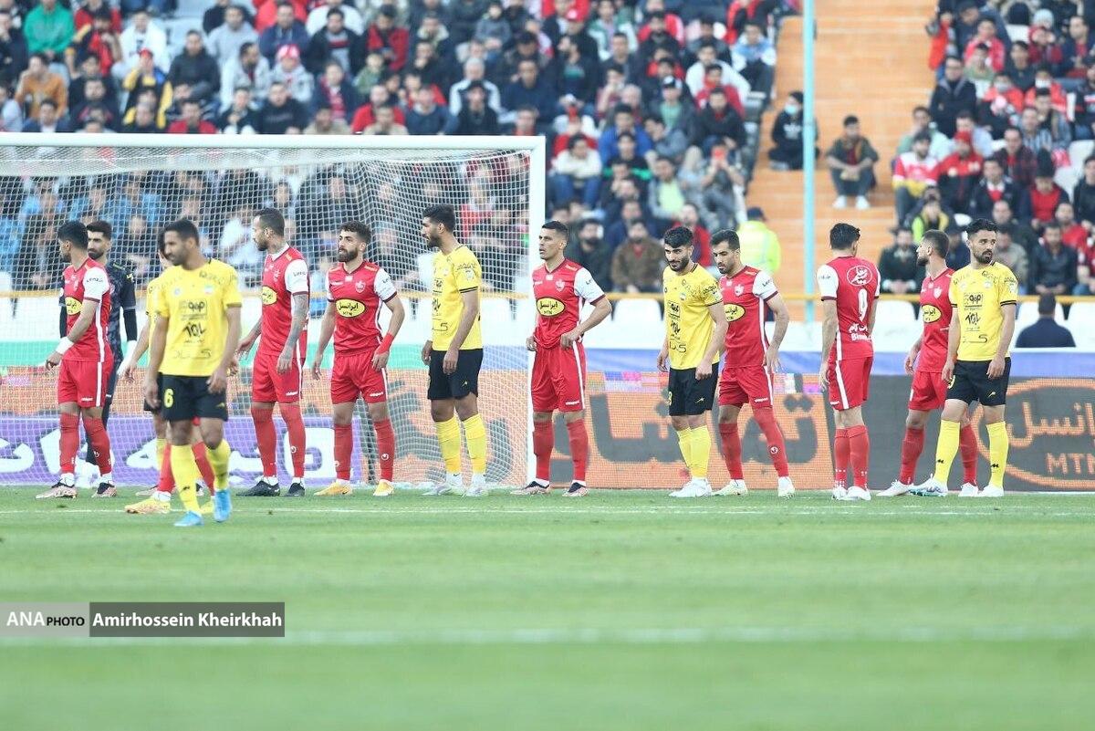 افشاریان و خسروی ناظران بازیهای استقلال و تراکتور شدند