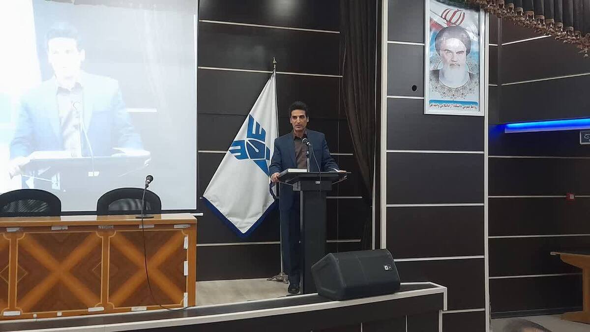 «انتخاب آگاهانه» به ادبیات شهدای دانشجو اضافه شود