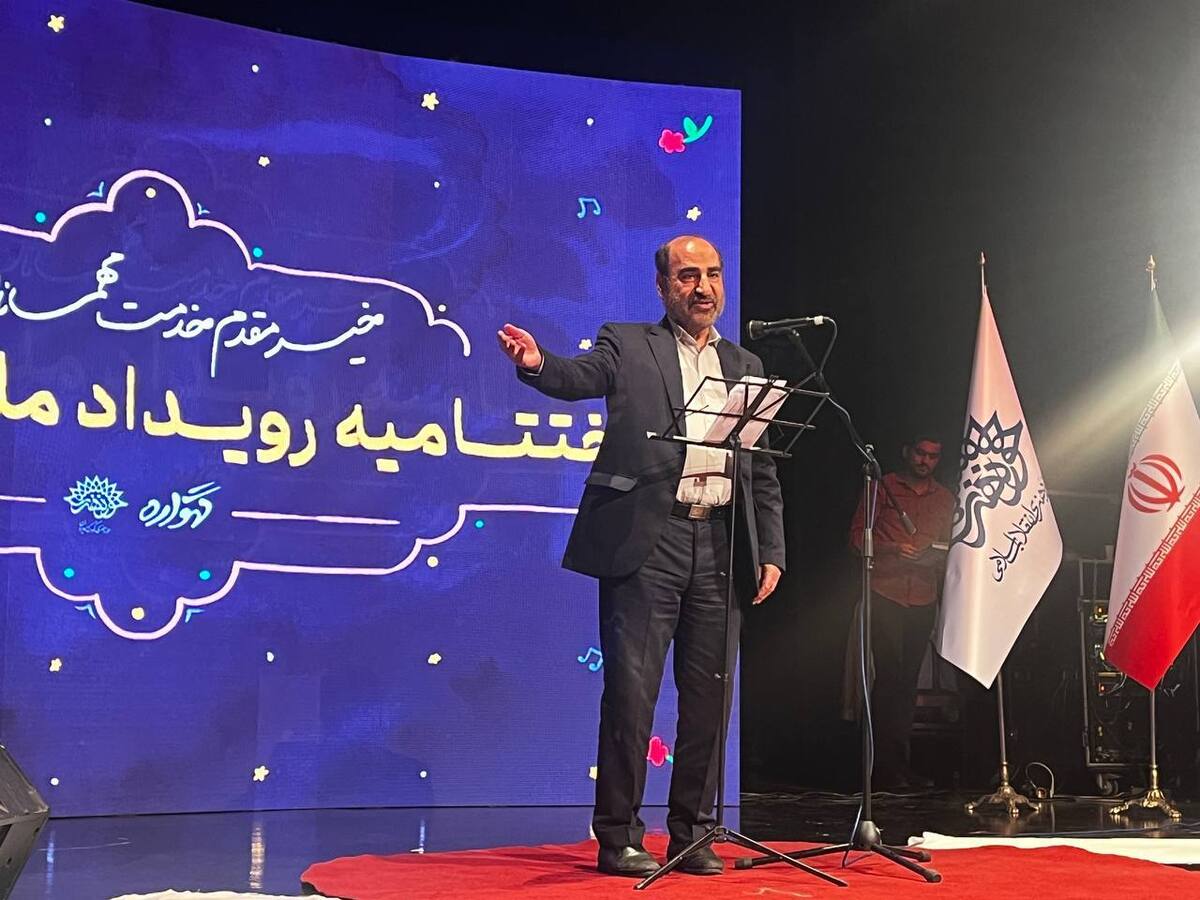 سنگری: هیچ لالایی، لالایی مادر نمیشود