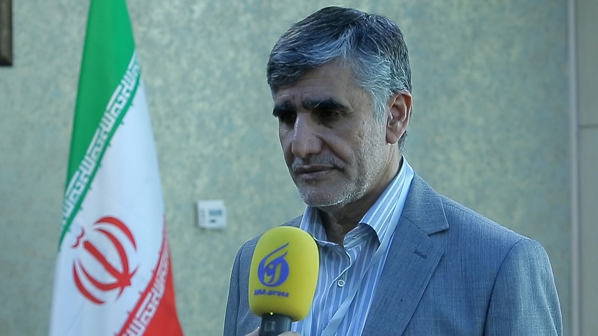 سیستم بانکی برای انجام تحقیقات علمی تسهیلات نمی‌دهد
