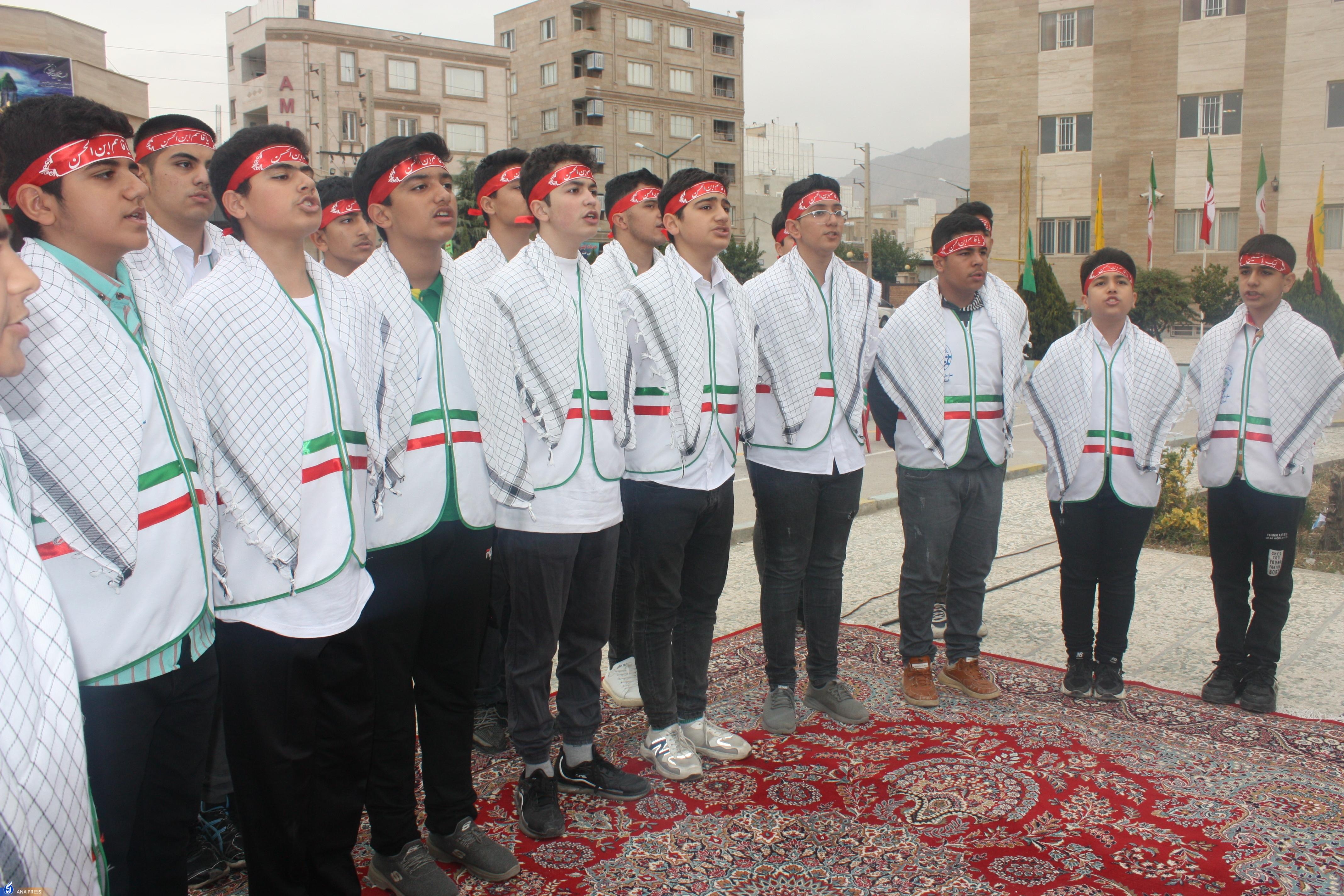 هرکدام از دانشآموزان ایرانی یک شهید فهمیده هستند/ هویتزُدایی؛ هدف نهایی دشمن هرکدام از دانشآموزان ایرانی یک شهید فهمیده هستند/ هویتزُدایی؛ هدف نهایی دشمن