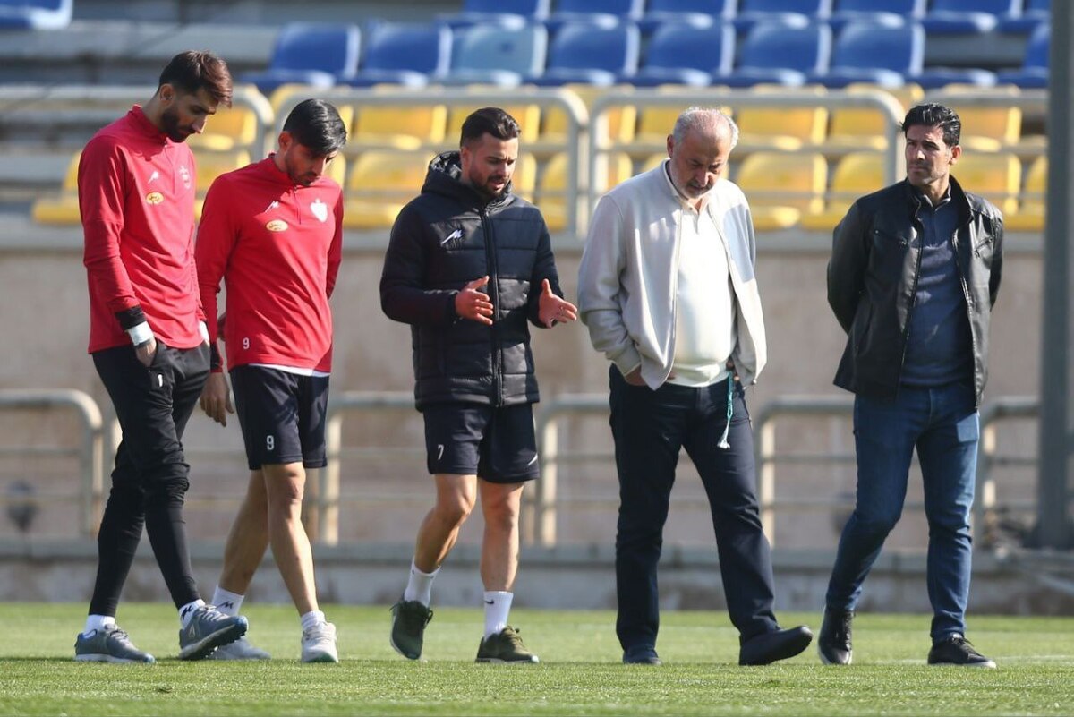 طرح مشکلات پرسپولیس با حضور مدیرعامل در تمرین سرخپوشان
