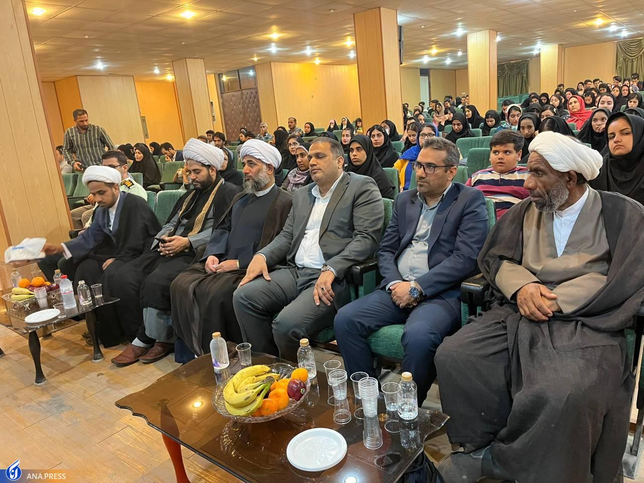 دشمن از وحدت دانشجویان نگران است دشمن از وحدت دانشجویان نگران است