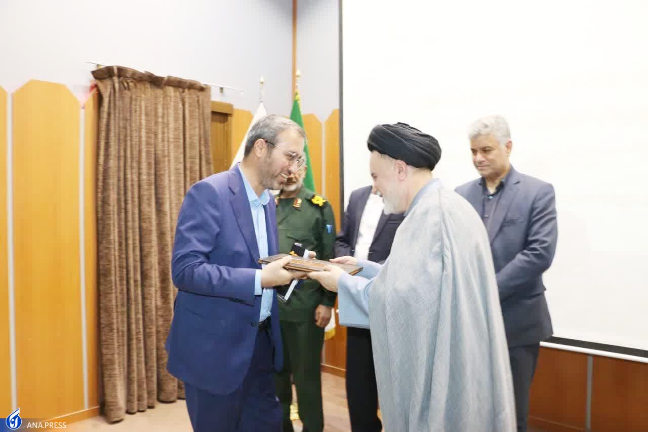 علمالهدی: نظام اسلامی ستون فقرات مقاومت است علمالهدی: نظام اسلامی ستون فقرات مقاومت است