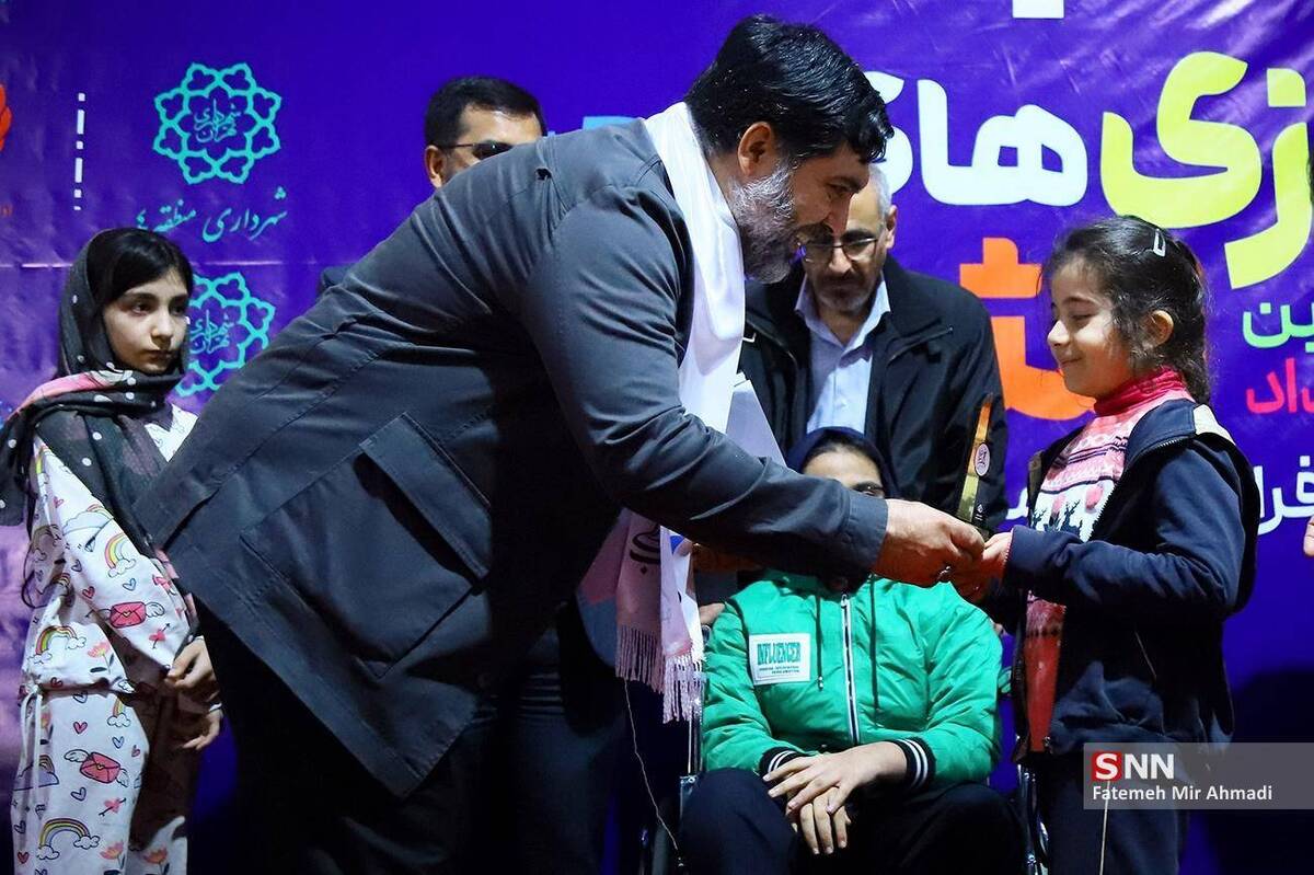 بازدید رایگان افراد دارای معلولیت از برج میلاد