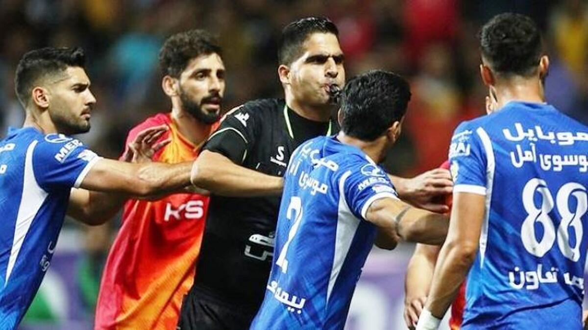 آشوبی: درگیری و حاشیه در لیگ برتر عادی شده است درسی از اشتباهات تکراری نمیگیریم
