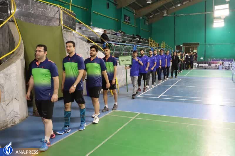 مسابقات بدمینتون دانشجویان پسر دانشگاه آزاد آغاز شد مسابقات بدمینتون دانشجویان پسر دانشگاه آزاد آغاز شد