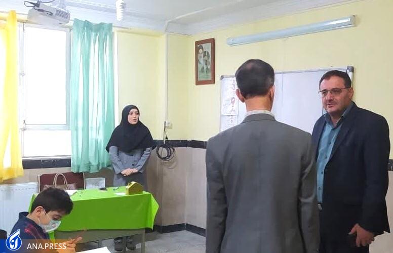 راهاندازی کارگاه محتوامحور مبتنی بر روشهای نوین برای معلمان همدانی راهاندازی کارگاه محتوامحور مبتنی بر روشهای نوین برای معلمان همدانی