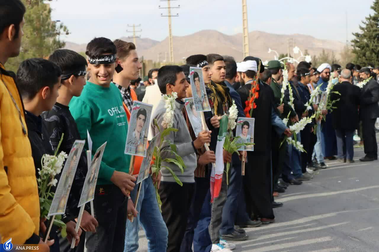 فیلم | میزبانی دانشگاه آزاد اسلامی از شهدای گمنام