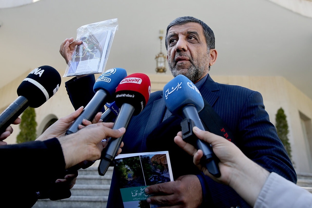 ضرغامی: ایران آمادگی دارد تسهیلات بیشتری در حوزه گردشگری فراهم کند