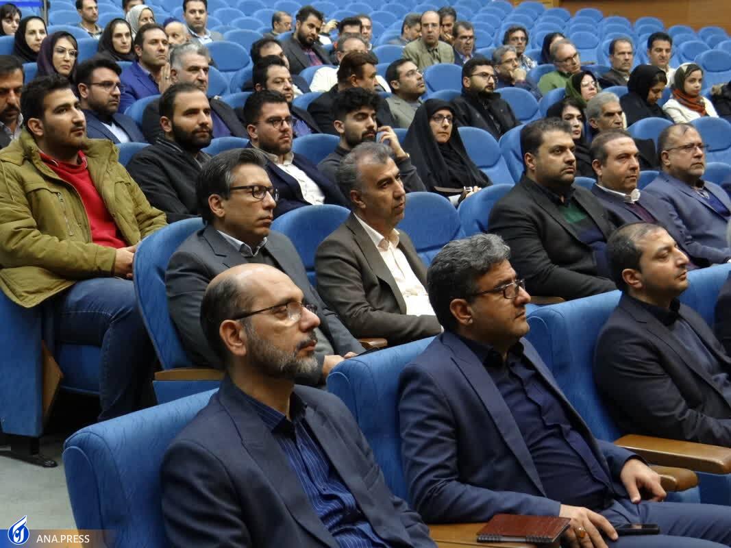 سروریمجد: رسیدن به عزت علمی یکی از وظایف دانشگاههاست سروریمجد: رسیدن به عزت علمی یکی از وظایف دانشگاههاست