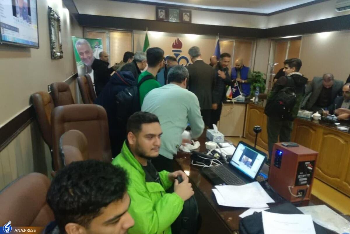 رفع مشکل جایگاههای بنزین کرمانشاه توسط دانشجویان دانشگاه آزاد