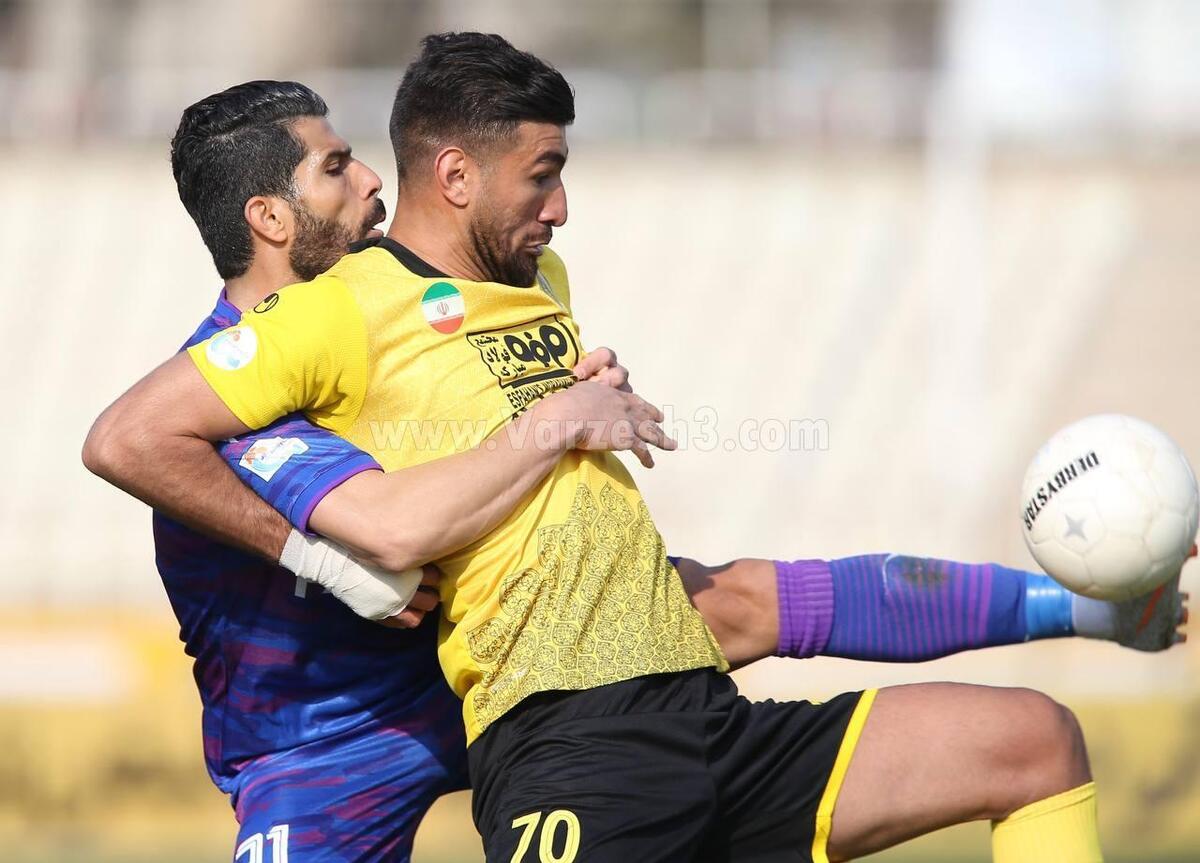 طوفان سپاهان در تهران تساوی در دو بازی سرد زور فولاد به گاندوهای 10 نفره نرسید