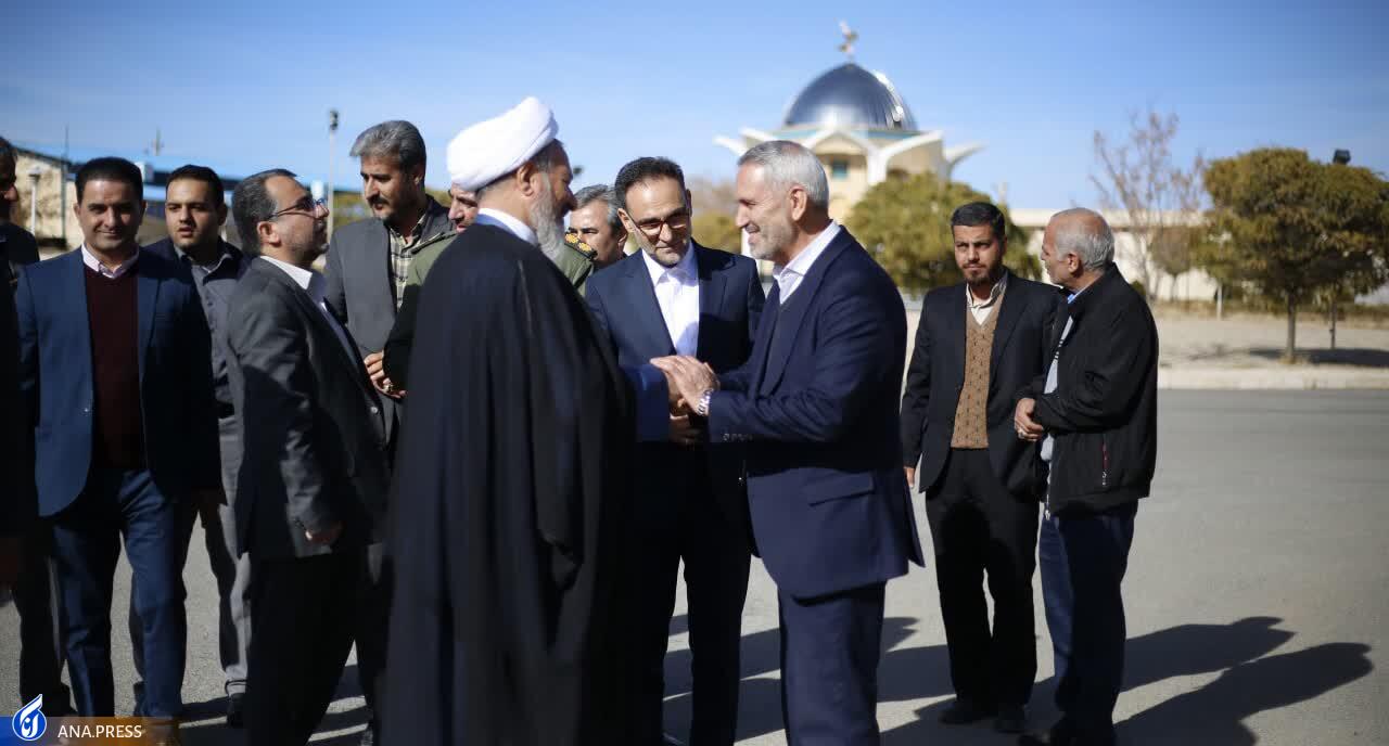 خدامحوری، ایدئولوژی و ایمان 3 شاخصه بسیج خدامحوری، ایدئولوژی و ایمان 3 شاخصه بسیج