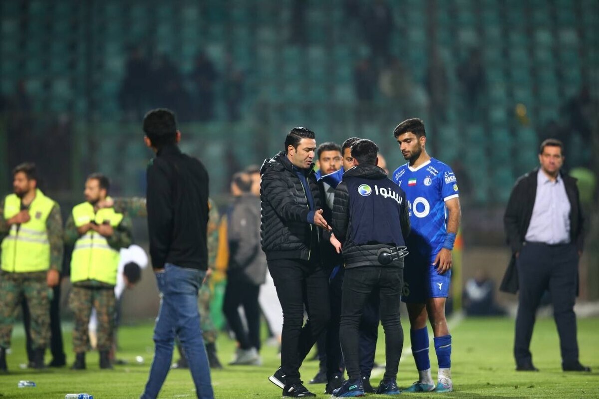 گزارش اتفاقات پایان بازی ذوب آهن و استقلال تحویل سازمان لیگ شد