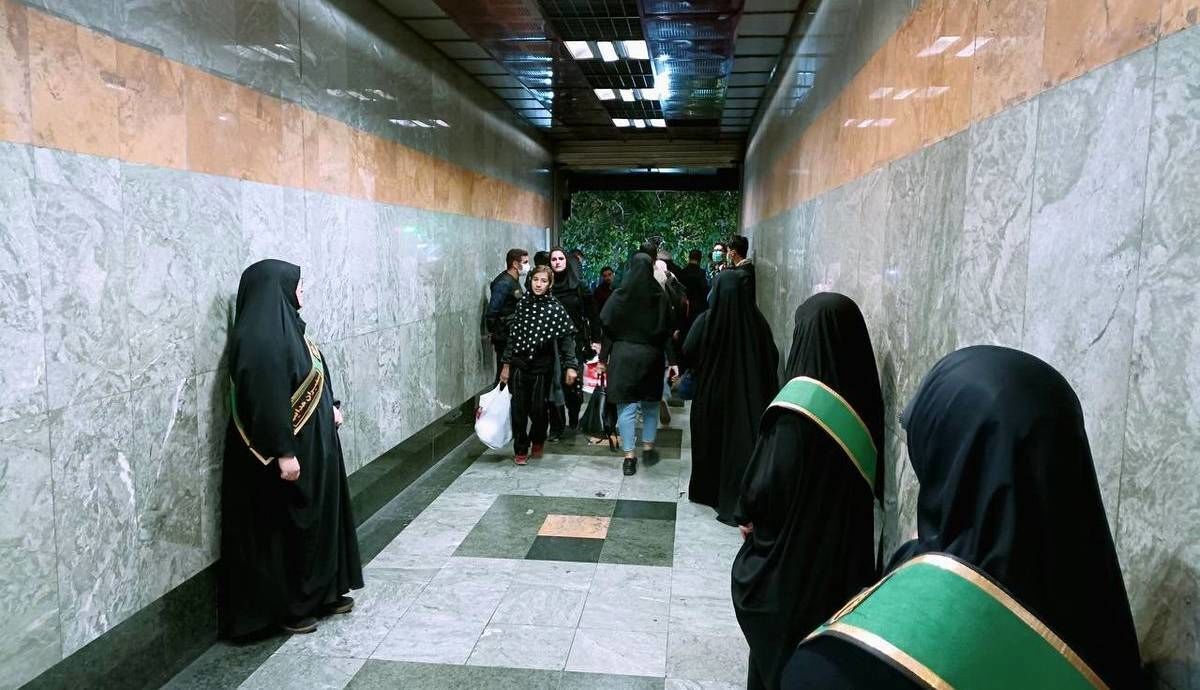امر به معروف در مترو مطالبه عمومی است؟