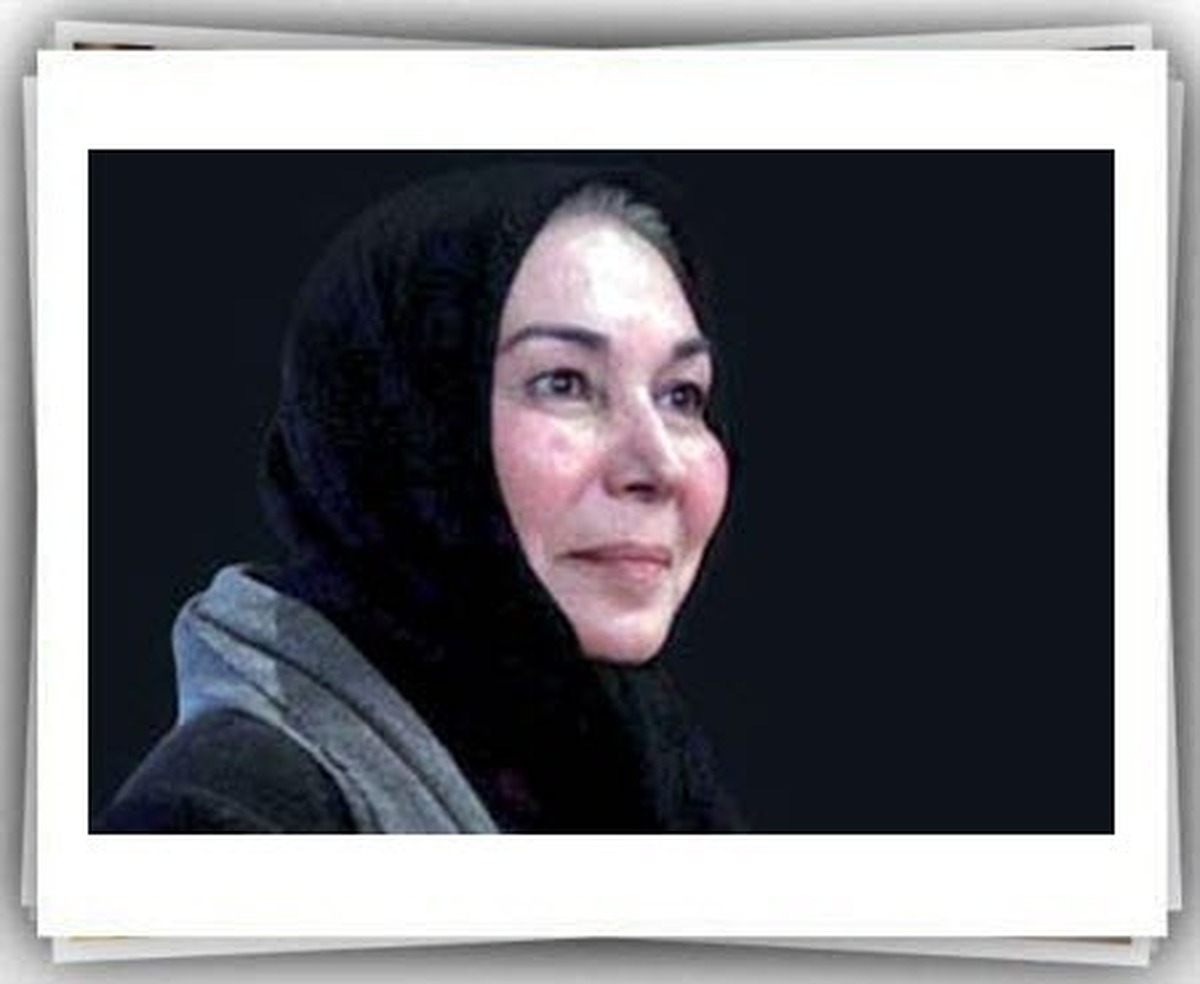 پیکر پروانه معصومی در امامزاده ابوطالب دفن میشود