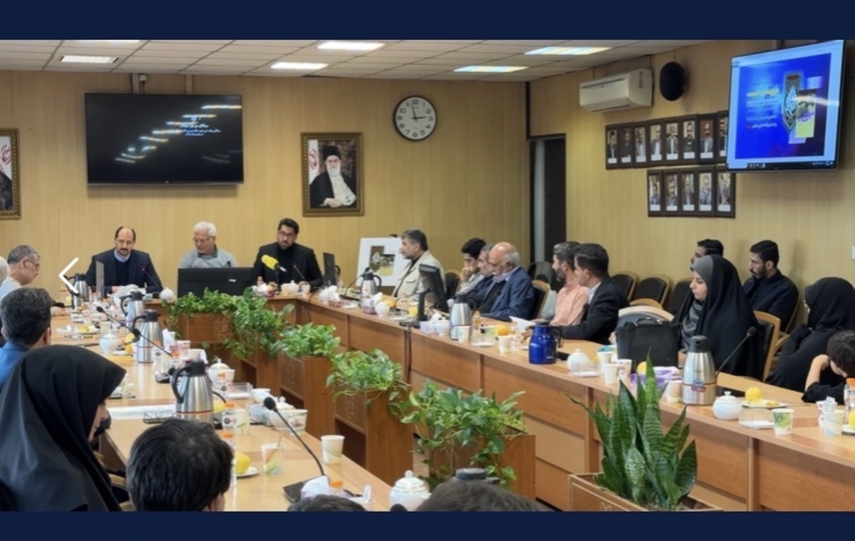 «میهمان حبیب» رونمایی شد  شاعری: هیچ نبوده و نیستم اما عاشق حاج قاسم هستم