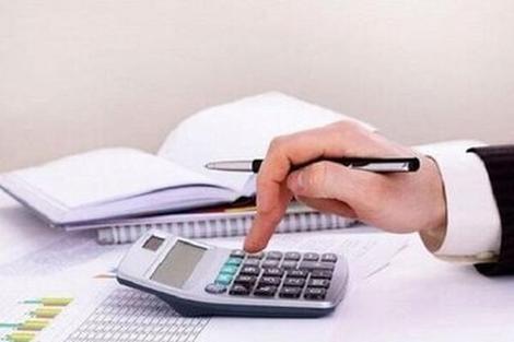 حق شناس: نگاه بودجه ۱۴۰۳ دولت به مالیات تخصصی باشد مالیات