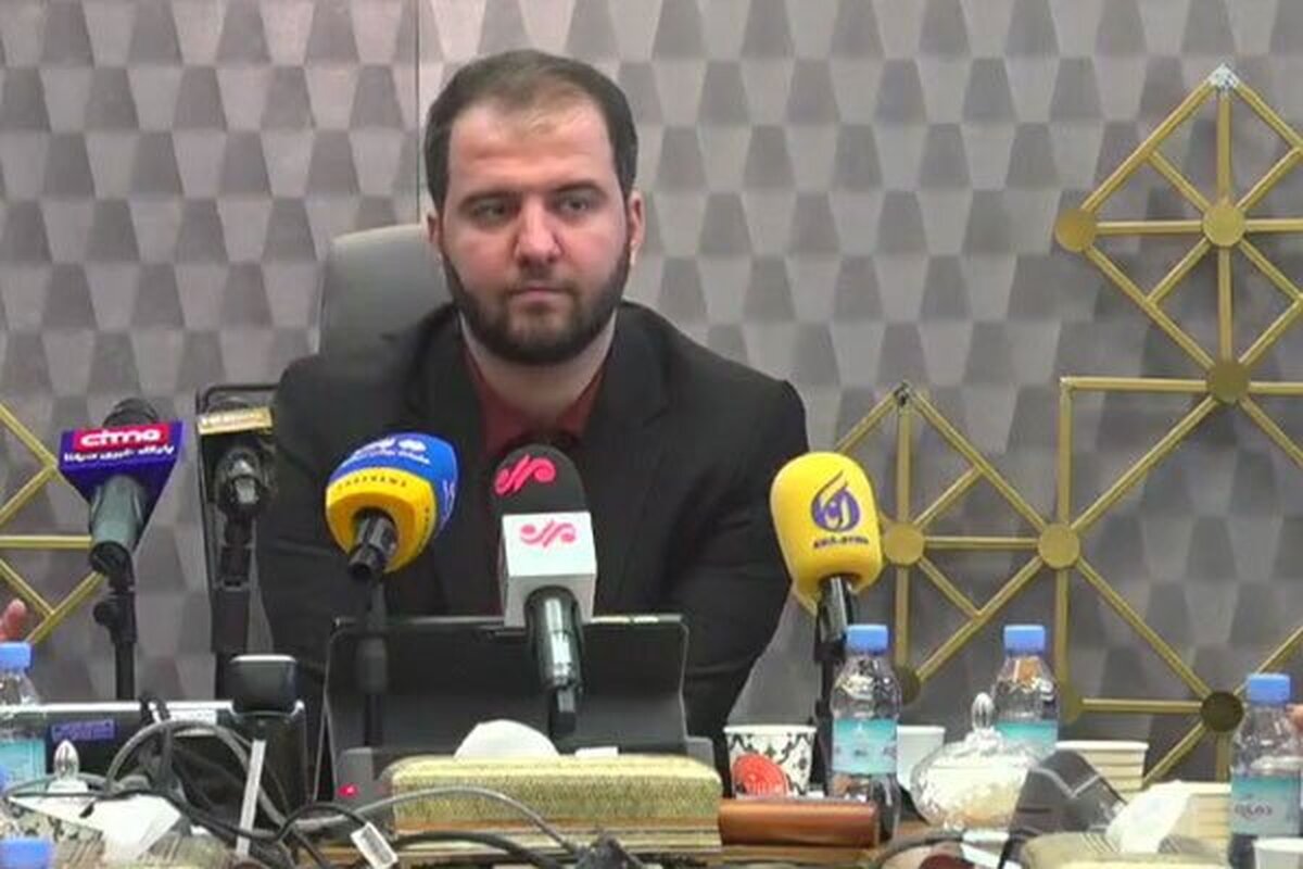 توضیحات جانشین وزیر ارتباطات درباره بهروزرسانی یا تنظیم دستی ساعت موبایل