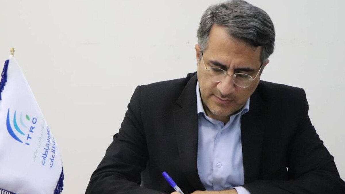 بهرهگیری از ظرفیت نخبگان در راستای تحقق شعار «جهش تولید با مشارکت مردم»