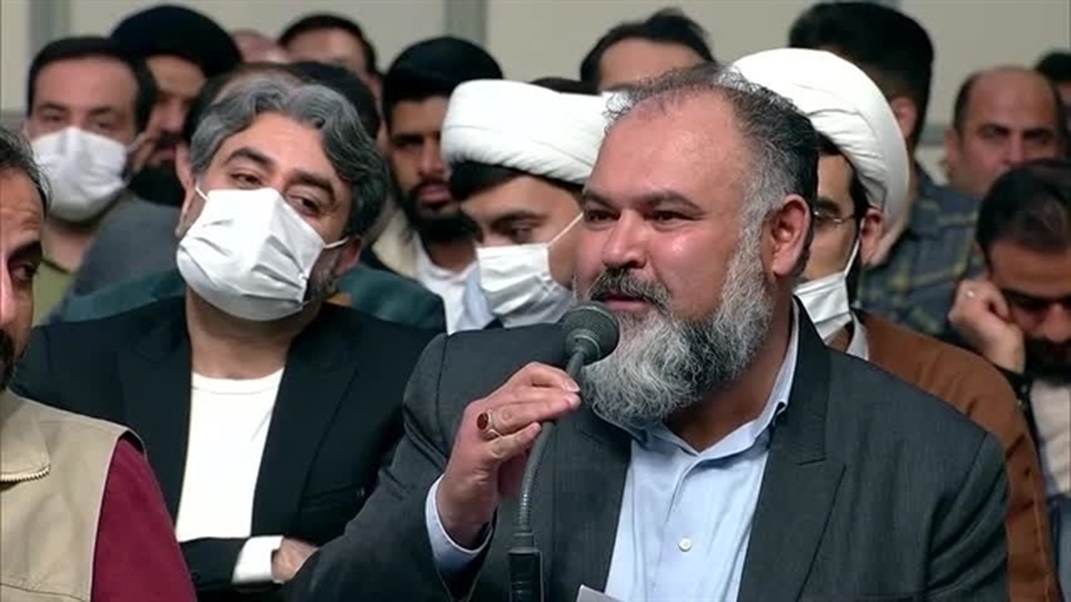 شعر صدای زمانه است/ نمیتوان جوان امروز را در چارچوب شعر کلاسیک نگه داشت
