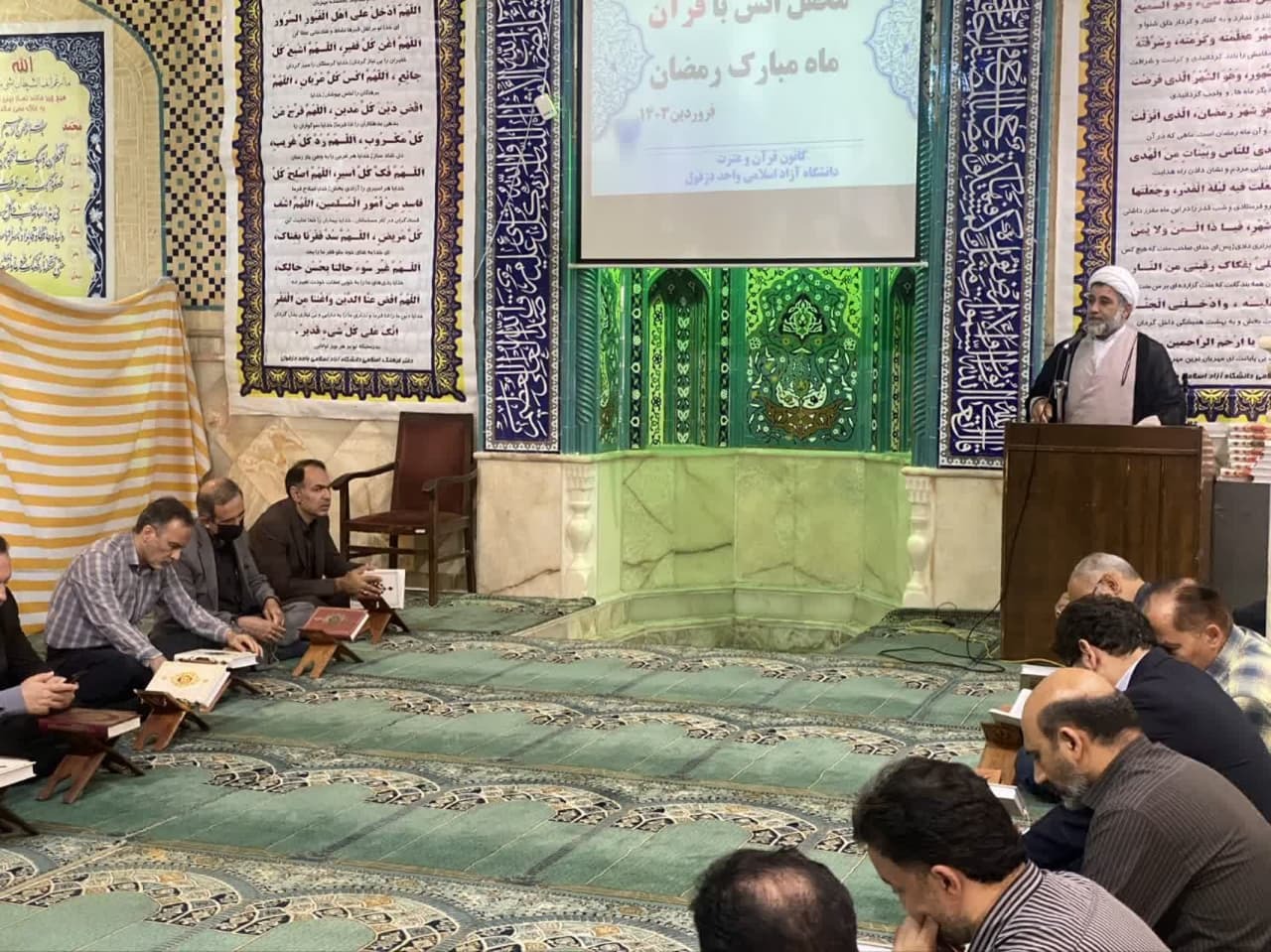 خروج رسمی دانشگاه آزاد دزفول از زیان‌دهی در سال ۱۴۰۳/ تعداد دانشجویان به ۱۰ هزار نفر می‌رسد