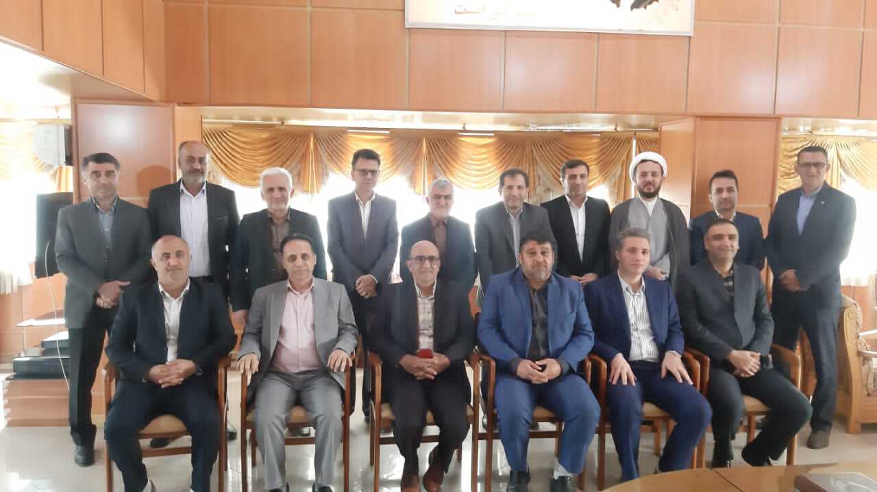 آغاز فصل نو و جهش تازه در دانشگاه آزاد با گفتمانهای تخصصی و علمی آغاز فصل نو و جهش تازه در دانشگاه آزاد با گفتمانهای تخصصی و علمی