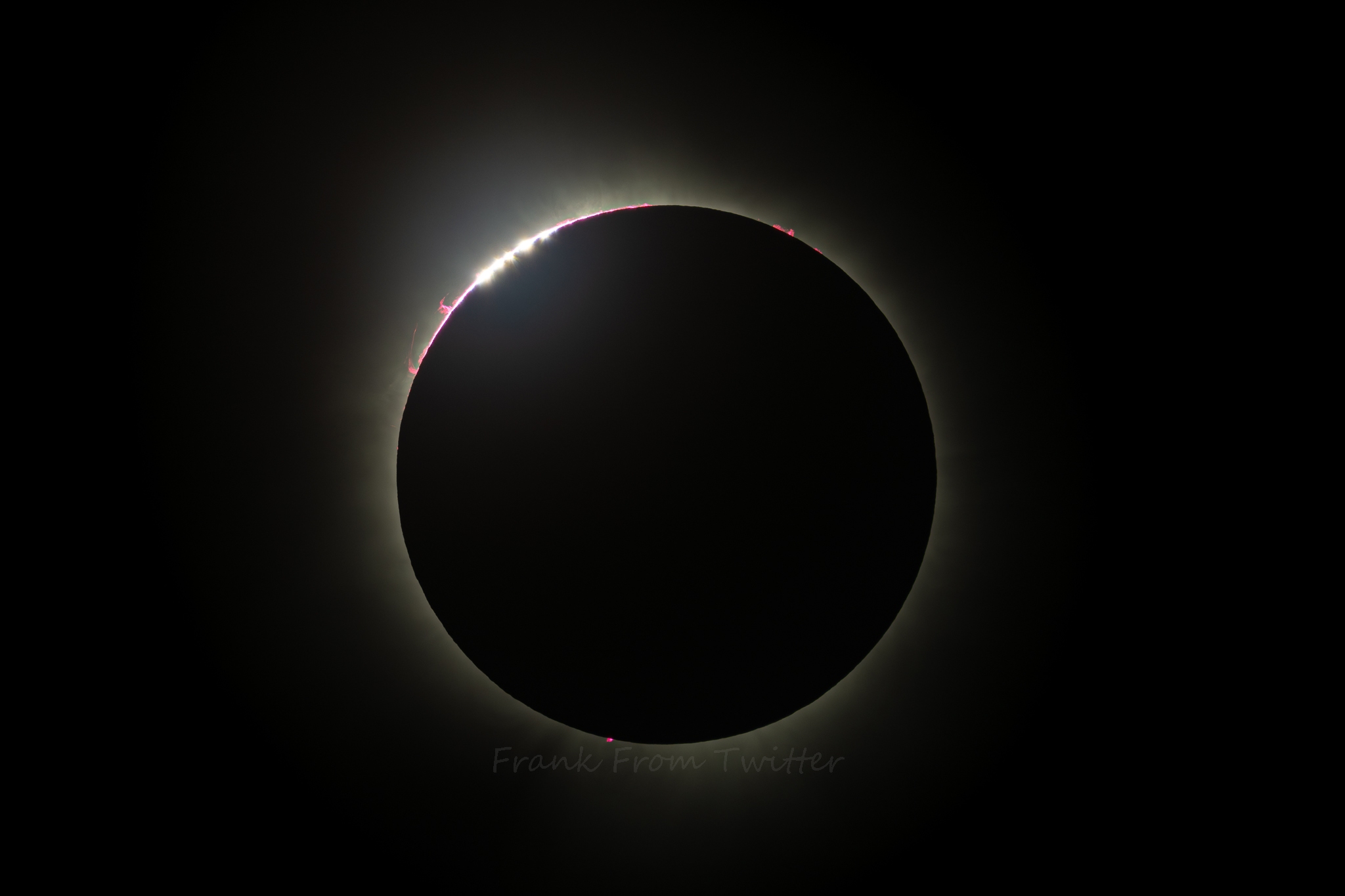 تصاویری از خورشیدگرفتگی بیستم فروردین تصاویری از خورشیدگرفتگی بیستم فروردین