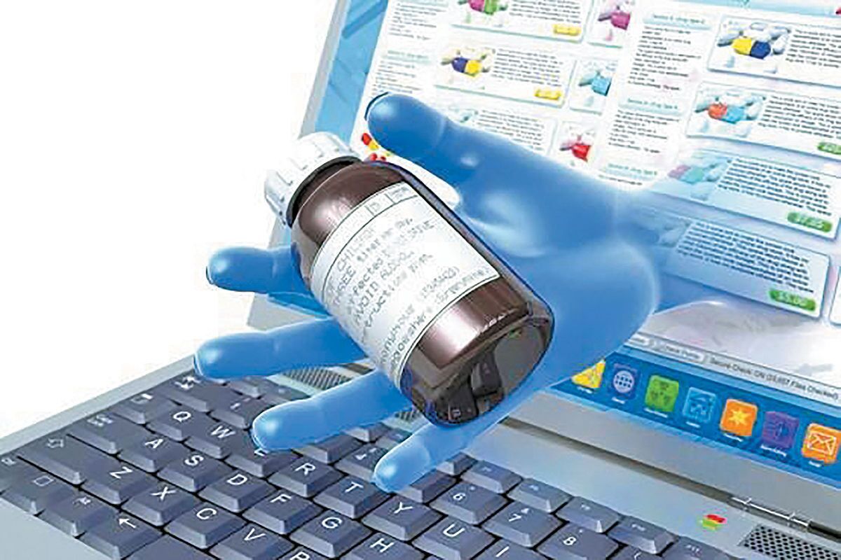 تفاهم 2 وزیر بر سر توزیع اینترنتی دارو؛ مخالفت صریح داروسازان